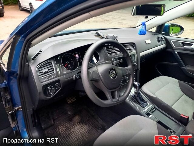 Синий Фольксваген e-Golf, объемом двигателя 80 л и пробегом 75 тыс. км за 9800 $, фото 6 на Automoto.ua