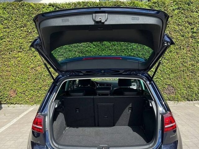 Синій Фольксваген e-Golf, об'ємом двигуна 0 л та пробігом 95 тис. км за 8999 $, фото 9 на Automoto.ua