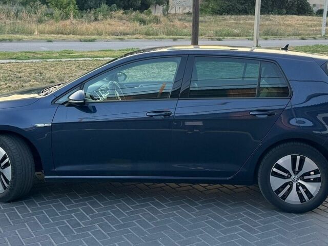 Синий Фольксваген e-Golf, объемом двигателя 0 л и пробегом 61 тыс. км за 11200 $, фото 6 на Automoto.ua