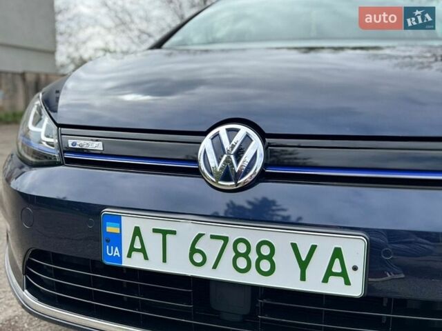 Синий Фольксваген e-Golf, объемом двигателя 0 л и пробегом 64 тыс. км за 9900 $, фото 13 на Automoto.ua