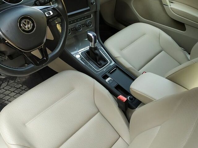 Синій Фольксваген e-Golf, об'ємом двигуна 0 л та пробігом 86 тис. км за 10900 $, фото 4 на Automoto.ua
