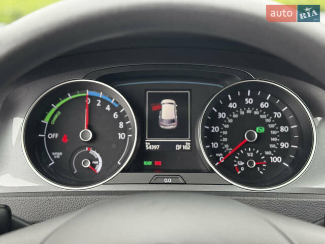 Синій Фольксваген e-Golf, об'ємом двигуна 0 л та пробігом 55 тис. км за 9300 $, фото 36 на Automoto.ua