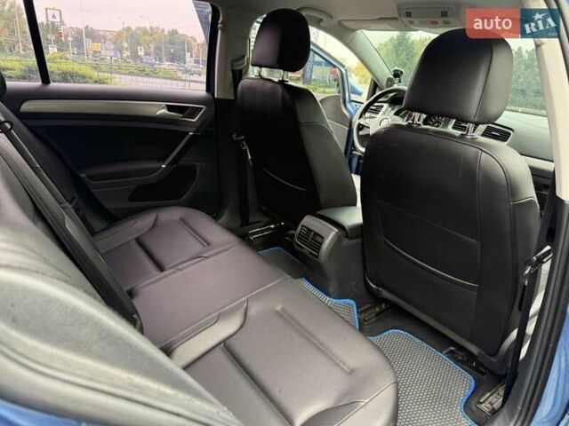 Синій Фольксваген e-Golf, об'ємом двигуна 0 л та пробігом 165 тис. км за 8500 $, фото 11 на Automoto.ua