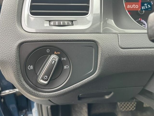 Синий Фольксваген e-Golf, объемом двигателя 0 л и пробегом 150 тыс. км за 9080 $, фото 32 на Automoto.ua