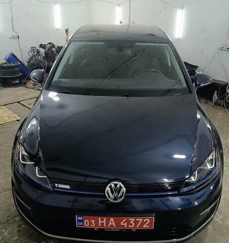 Синий Фольксваген e-Golf, объемом двигателя 0 л и пробегом 80 тыс. км за 8999 $, фото 33 на Automoto.ua