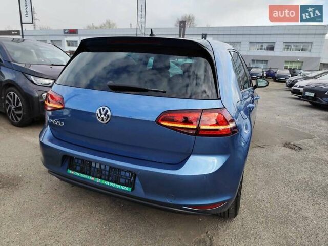 Синий Фольксваген e-Golf, объемом двигателя 0 л и пробегом 86 тыс. км за 10333 $, фото 19 на Automoto.ua