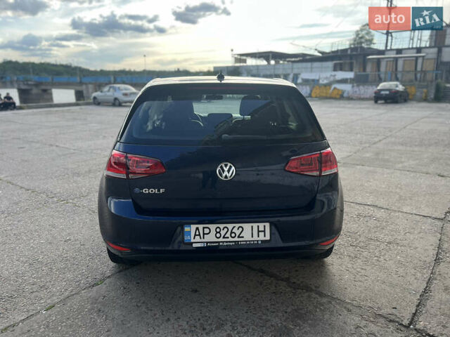 Синий Фольксваген e-Golf, объемом двигателя 0 л и пробегом 100 тыс. км за 8800 $, фото 4 на Automoto.ua