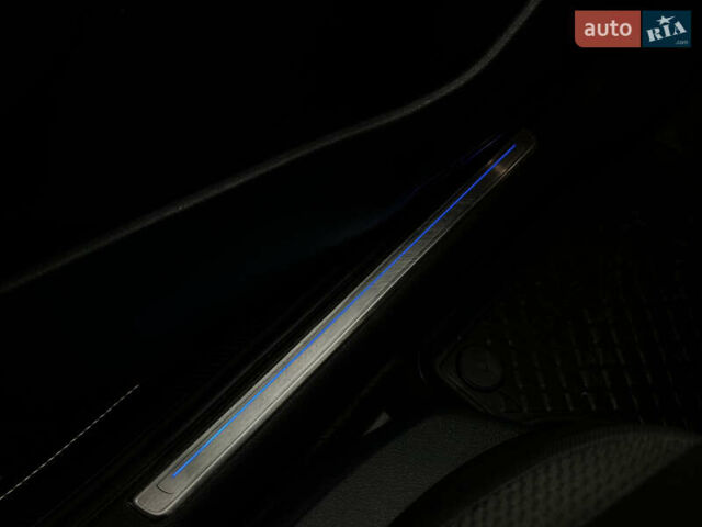 Синий Фольксваген e-Golf, объемом двигателя 0 л и пробегом 138 тыс. км за 12900 $, фото 33 на Automoto.ua