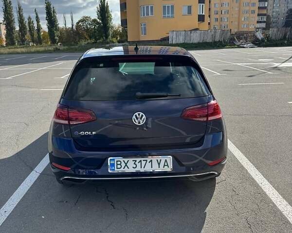 Синий Фольксваген e-Golf, объемом двигателя 0 л и пробегом 139 тыс. км за 12500 $, фото 5 на Automoto.ua