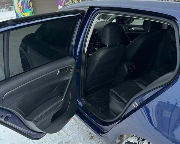 Синій Фольксваген e-Golf, об'ємом двигуна 0 л та пробігом 140 тис. км за 13800 $, фото 12 на Automoto.ua