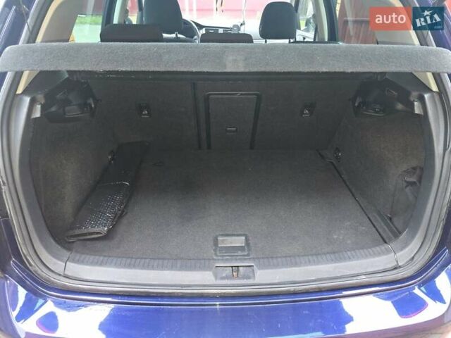 Синий Фольксваген e-Golf, объемом двигателя 0 л и пробегом 230 тыс. км за 11700 $, фото 7 на Automoto.ua