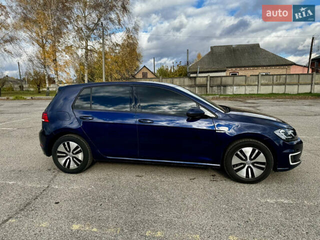 Синий Фольксваген e-Golf, объемом двигателя 0 л и пробегом 82 тыс. км за 11500 $, фото 12 на Automoto.ua