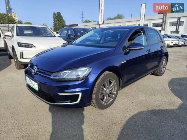 Синий Фольксваген e-Golf, объемом двигателя 0 л и пробегом 104 тыс. км за 14599 $, фото 15 на Automoto.ua