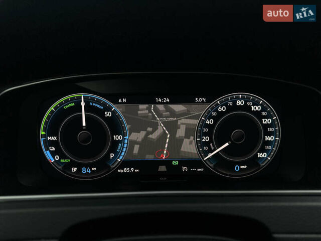 Синий Фольксваген e-Golf, объемом двигателя 0 л и пробегом 138 тыс. км за 12900 $, фото 17 на Automoto.ua