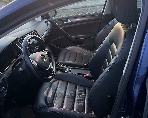 Синий Фольксваген e-Golf, объемом двигателя 0 л и пробегом 111 тыс. км за 14000 $, фото 4 на Automoto.ua