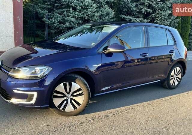 Синий Фольксваген e-Golf, объемом двигателя 0 л и пробегом 110 тыс. км за 13300 $, фото 7 на Automoto.ua