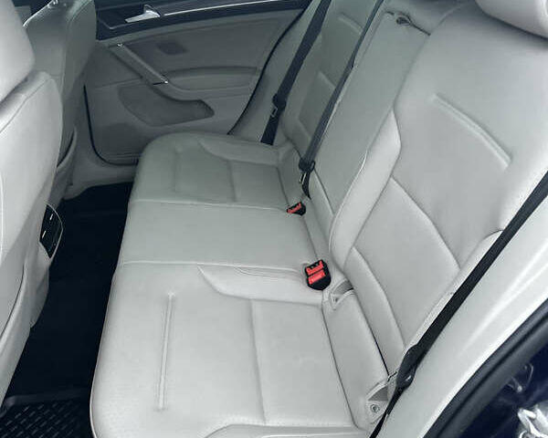 Синій Фольксваген e-Golf, об'ємом двигуна 0 л та пробігом 112 тис. км за 14000 $, фото 14 на Automoto.ua