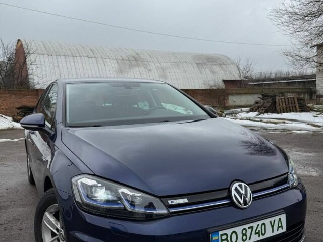 Синий Фольксваген e-Golf, объемом двигателя 0 л и пробегом 103 тыс. км за 12700 $, фото 1 на Automoto.ua