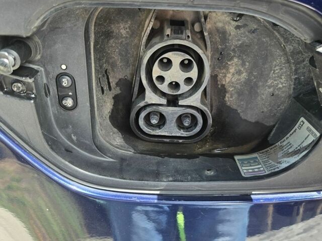 Синій Фольксваген e-Golf, об'ємом двигуна 0 л та пробігом 97 тис. км за 11499 $, фото 6 на Automoto.ua