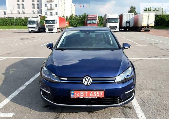 Синий Фольксваген e-Golf, объемом двигателя 0 л и пробегом 80 тыс. км за 19400 $, фото 16 на Automoto.ua