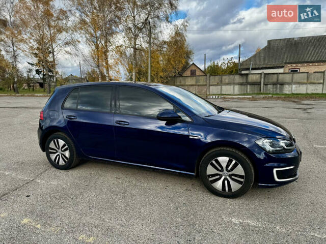 Синий Фольксваген e-Golf, объемом двигателя 0 л и пробегом 82 тыс. км за 11500 $, фото 4 на Automoto.ua