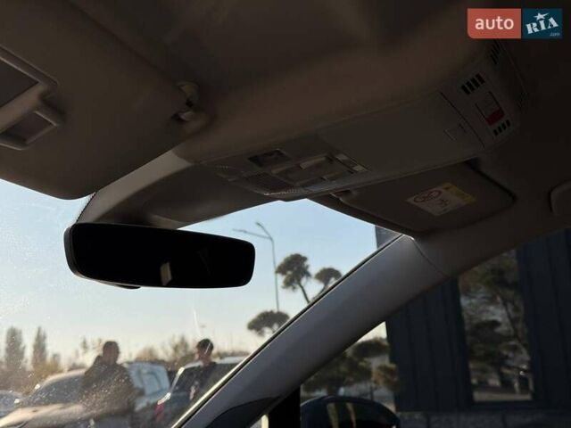 Синий Фольксваген e-Golf, объемом двигателя 0 л и пробегом 134 тыс. км за 13500 $, фото 21 на Automoto.ua