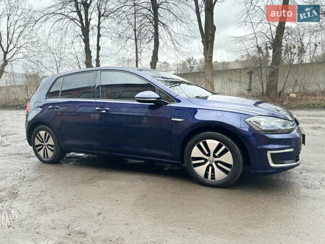 Синий Фольксваген e-Golf, объемом двигателя 0 л и пробегом 130 тыс. км за 11900 $, фото 1 на Automoto.ua