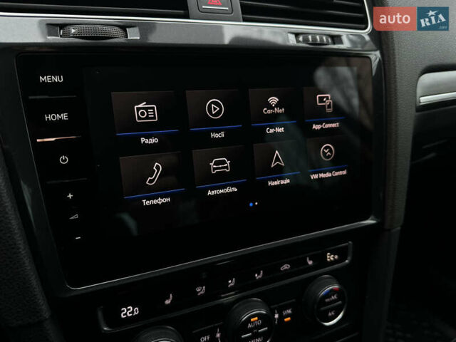 Синий Фольксваген e-Golf, объемом двигателя 0 л и пробегом 138 тыс. км за 12900 $, фото 23 на Automoto.ua