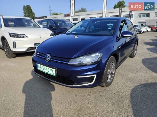 Синий Фольксваген e-Golf, объемом двигателя 0 л и пробегом 104 тыс. км за 14599 $, фото 16 на Automoto.ua
