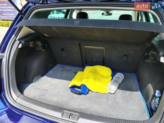 Синий Фольксваген e-Golf, объемом двигателя 0 л и пробегом 146 тыс. км за 13800 $, фото 8 на Automoto.ua