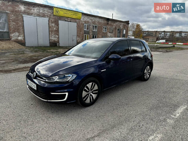 Синий Фольксваген e-Golf, объемом двигателя 0 л и пробегом 82 тыс. км за 11500 $, фото 1 на Automoto.ua