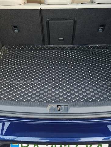 Синий Фольксваген e-Golf, объемом двигателя 0 л и пробегом 150 тыс. км за 13500 $, фото 18 на Automoto.ua