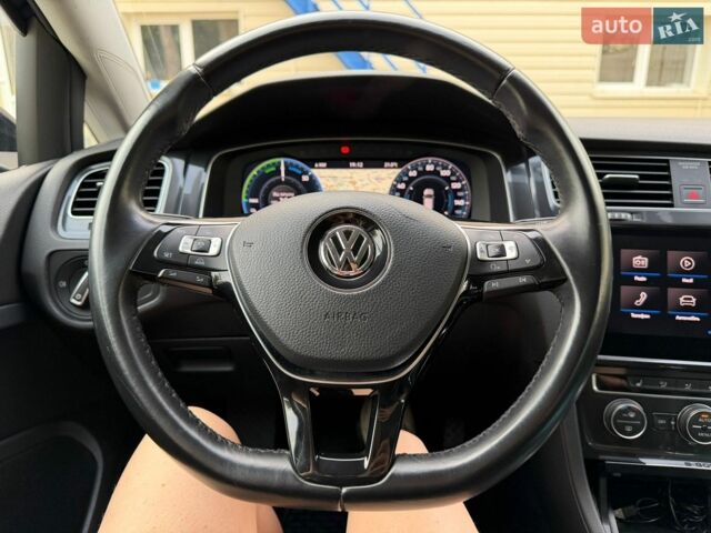 Синій Фольксваген e-Golf, об'ємом двигуна 0 л та пробігом 182 тис. км за 13800 $, фото 42 на Automoto.ua