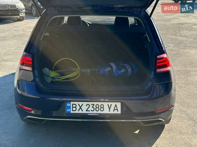 Синий Фольксваген e-Golf, объемом двигателя 0 л и пробегом 134 тыс. км за 13500 $, фото 9 на Automoto.ua