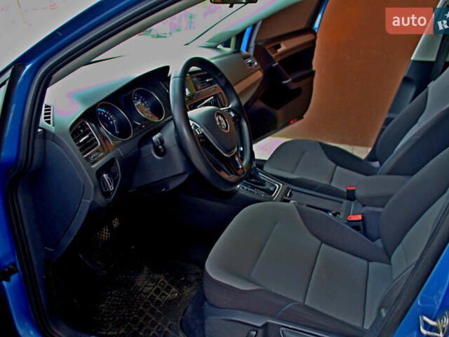 Синій Фольксваген e-Golf, об'ємом двигуна 0 л та пробігом 95 тис. км за 10752 $, фото 18 на Automoto.ua