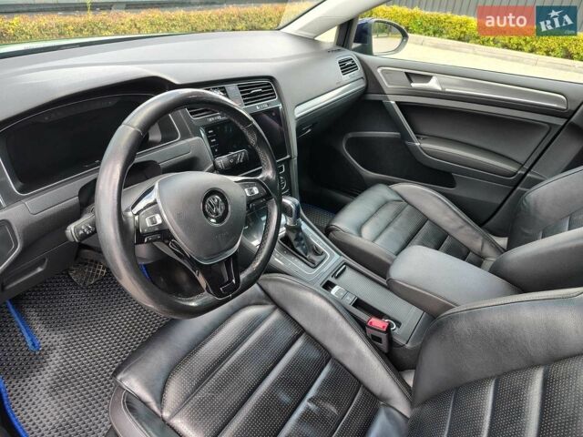 Синій Фольксваген e-Golf, об'ємом двигуна 0 л та пробігом 146 тис. км за 13800 $, фото 13 на Automoto.ua