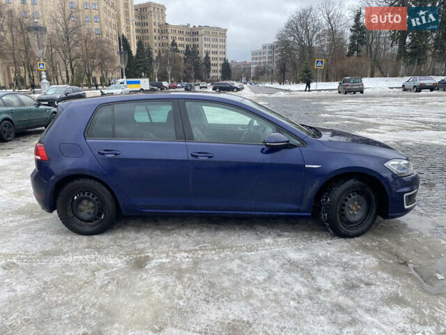 Синий Фольксваген e-Golf, объемом двигателя 0 л и пробегом 182 тыс. км за 13700 $, фото 2 на Automoto.ua