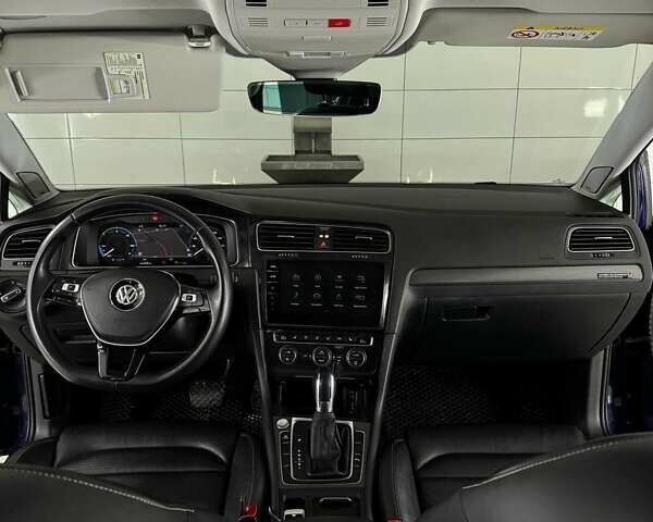 Синій Фольксваген e-Golf, об'ємом двигуна 0 л та пробігом 140 тис. км за 13800 $, фото 18 на Automoto.ua