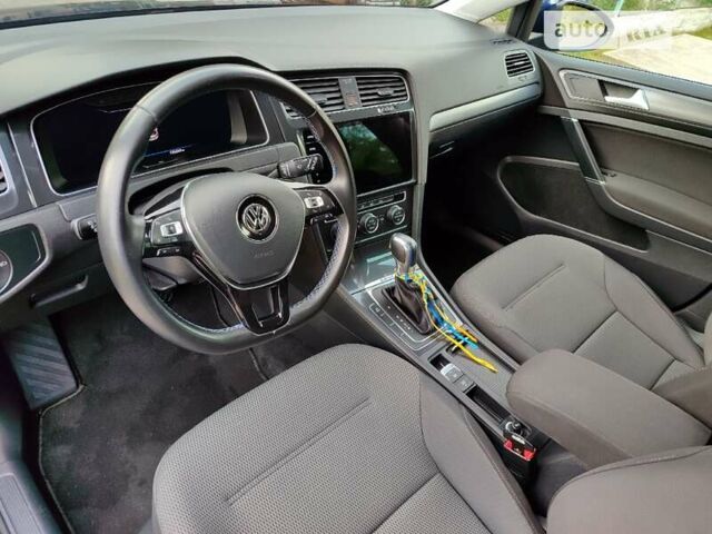 Синій Фольксваген e-Golf, об'ємом двигуна 0 л та пробігом 140 тис. км за 12000 $, фото 11 на Automoto.ua