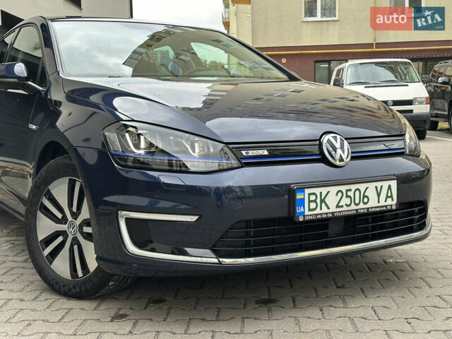 Синий Фольксваген e-Golf, объемом двигателя 0 л и пробегом 70 тыс. км за 12700 $, фото 13 на Automoto.ua