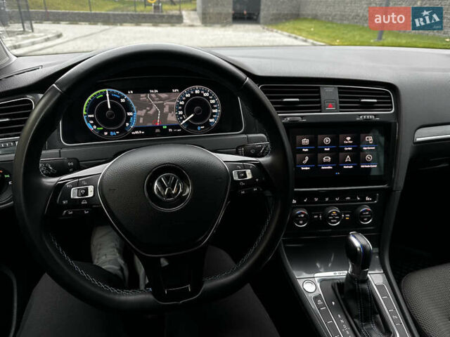 Синий Фольксваген e-Golf, объемом двигателя 0 л и пробегом 138 тыс. км за 12900 $, фото 18 на Automoto.ua