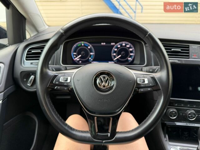 Синій Фольксваген e-Golf, об'ємом двигуна 0 л та пробігом 182 тис. км за 13800 $, фото 59 на Automoto.ua