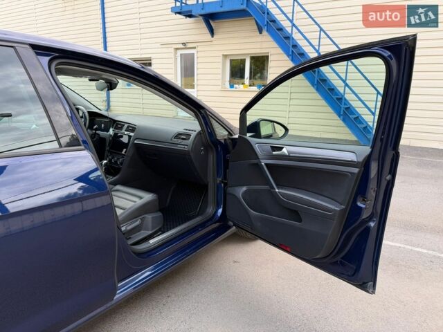 Синій Фольксваген e-Golf, об'ємом двигуна 0 л та пробігом 182 тис. км за 13800 $, фото 24 на Automoto.ua