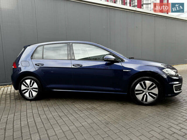 Синий Фольксваген e-Golf, объемом двигателя 0 л и пробегом 100 тыс. км за 14500 $, фото 26 на Automoto.ua