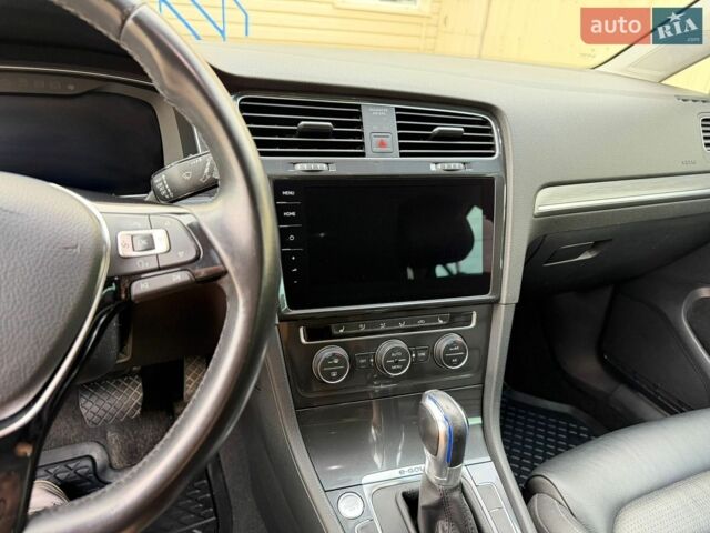Синій Фольксваген e-Golf, об'ємом двигуна 0 л та пробігом 182 тис. км за 13800 $, фото 39 на Automoto.ua