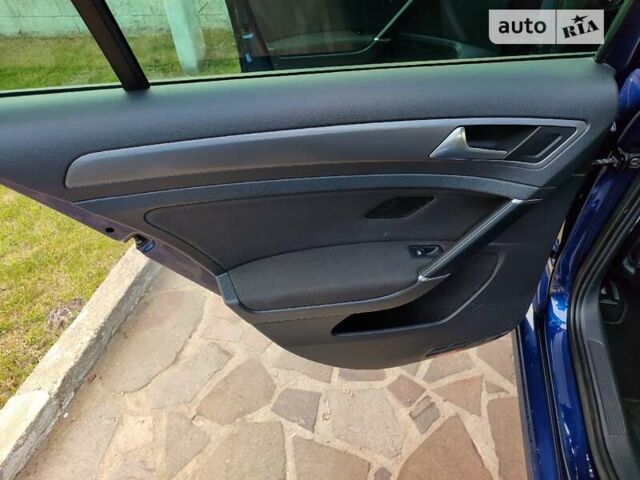 Синій Фольксваген e-Golf, об'ємом двигуна 0 л та пробігом 140 тис. км за 12000 $, фото 18 на Automoto.ua