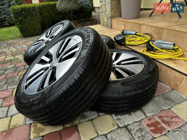 Синий Фольксваген e-Golf, объемом двигателя 0 л и пробегом 138 тыс. км за 12900 $, фото 31 на Automoto.ua