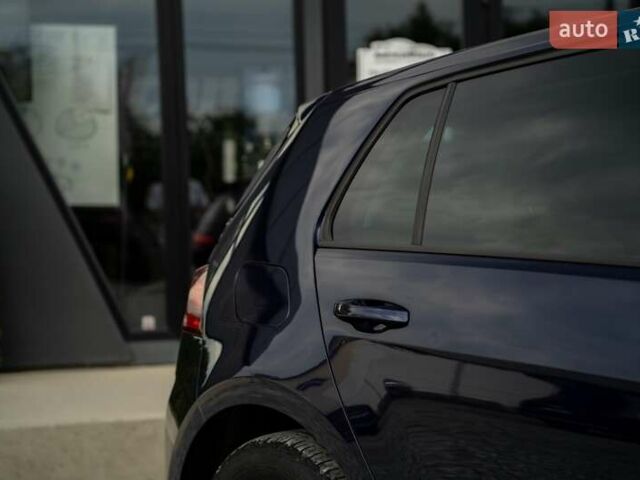 Синий Фольксваген e-Golf, объемом двигателя 0 л и пробегом 110 тыс. км за 15300 $, фото 13 на Automoto.ua