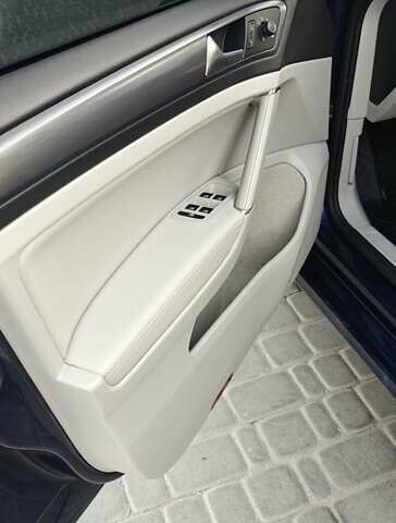 Синий Фольксваген e-Golf, объемом двигателя 0 л и пробегом 150 тыс. км за 13500 $, фото 8 на Automoto.ua