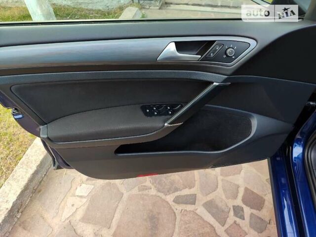 Синій Фольксваген e-Golf, об'ємом двигуна 0 л та пробігом 140 тис. км за 12000 $, фото 19 на Automoto.ua